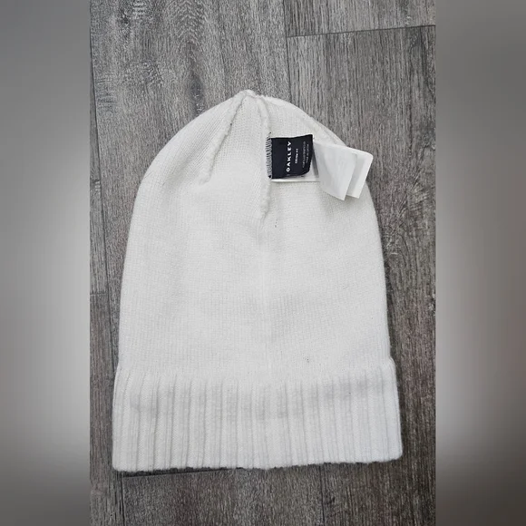 Oakley Team Patch White Beanie - Picture 3 of 4